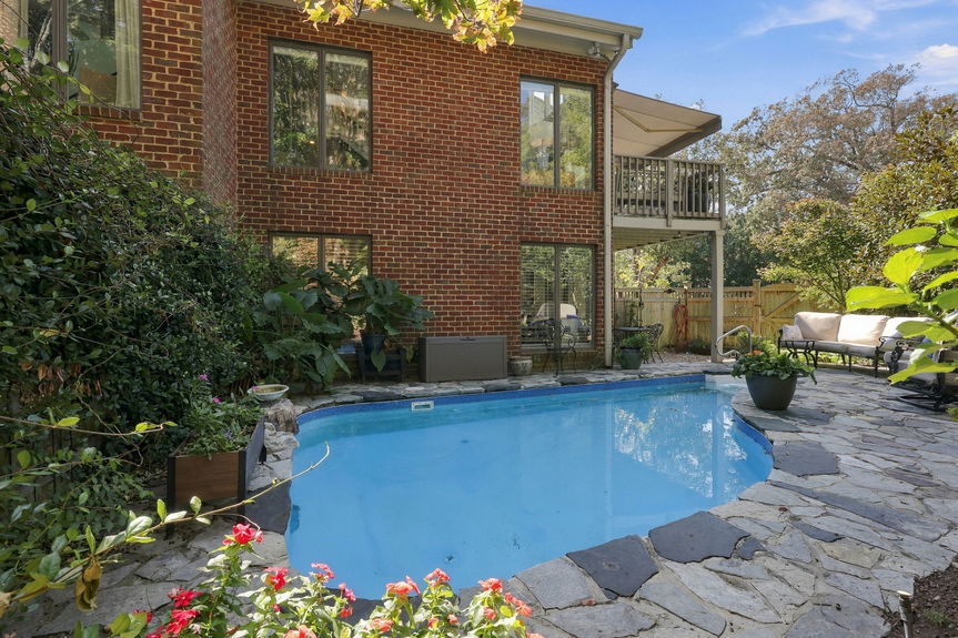 23-web-or-mls-448 Linkhorn Dr, Virginia Beach, VA 10022026 Exterior 023