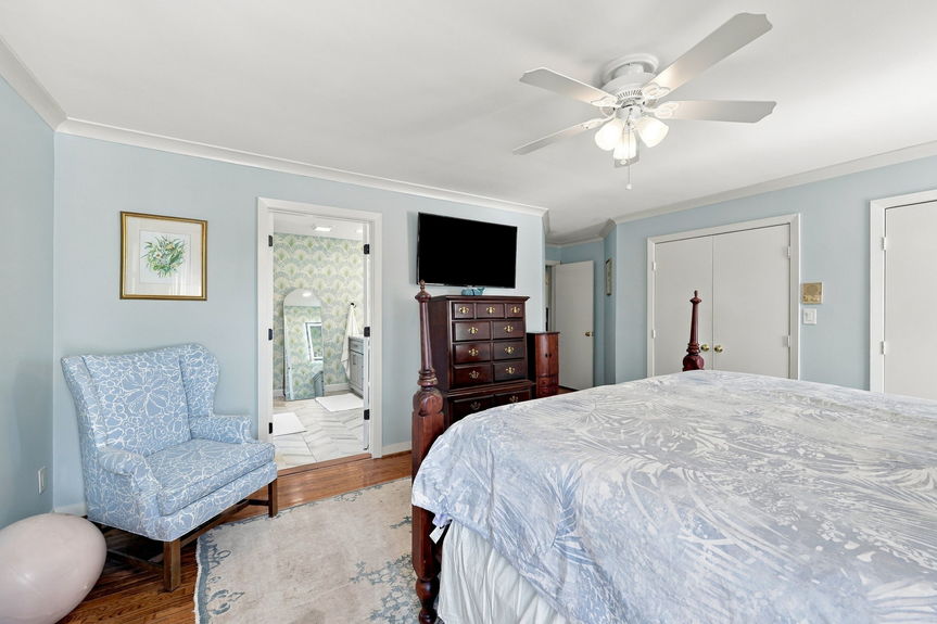 34-web-or-mls-448 Linkhorn Dr, Virginia Beach, VA 10022026 HDR 054 - edited