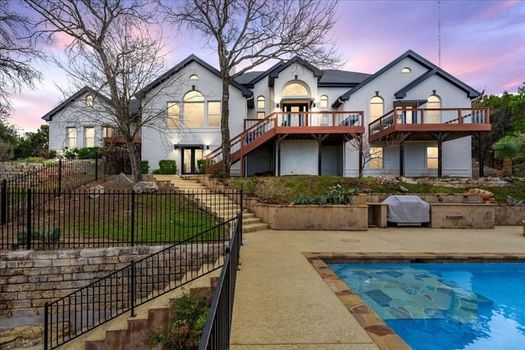 02-4701-Via-Media-31