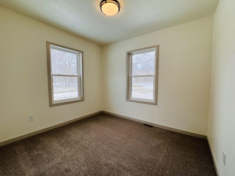 20260217012234233085000000-o