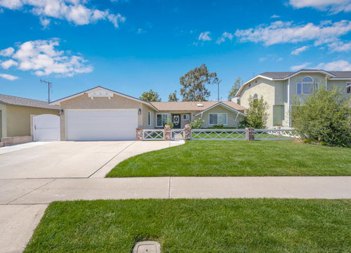 12161 Bartlett St Garden Grove-large-001-019-DSC 7260-1500&#215;1000-72dpi