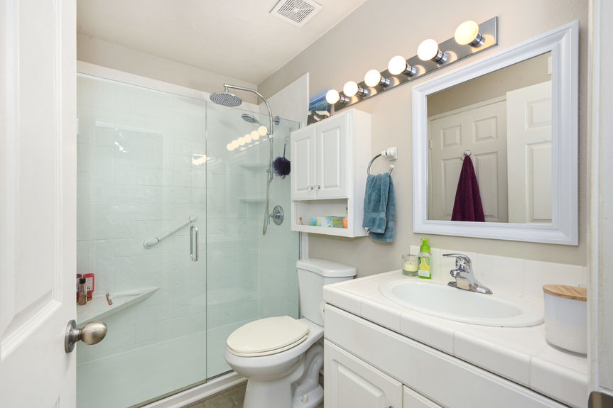 20301 Bluffside Cir Unit 208 Huntington Beach CA 92646 &#8211; 020 &#8211; Bathroom 1-3