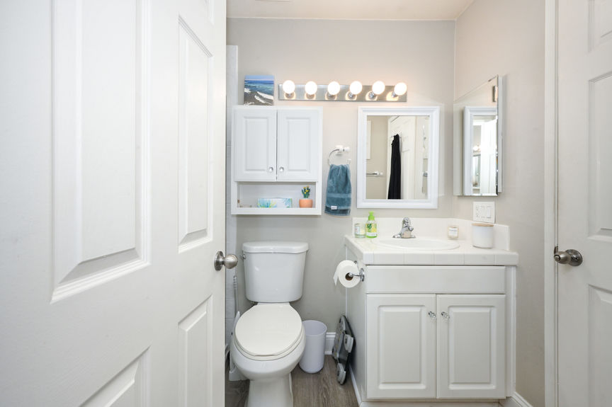 20301 Bluffside Cir Unit 208 Huntington Beach CA 92646 &#8211; 021 &#8211; Bathroom 1-4