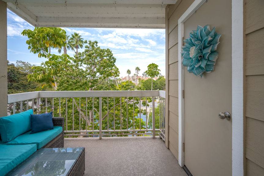 20301 Bluffside Cir Unit 208 Huntington Beach CA 92646 &#8211; 023 &#8211; Balcony 2