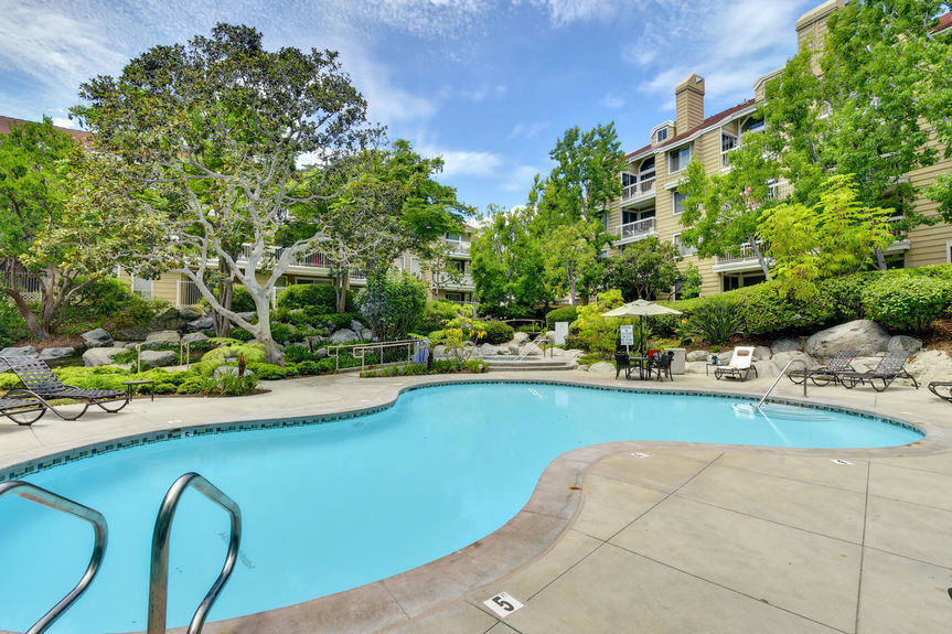 20301 Bluffside Cir Unit 208 Huntington Beach CA 92646 &#8211; 028 &#8211; Pool 1