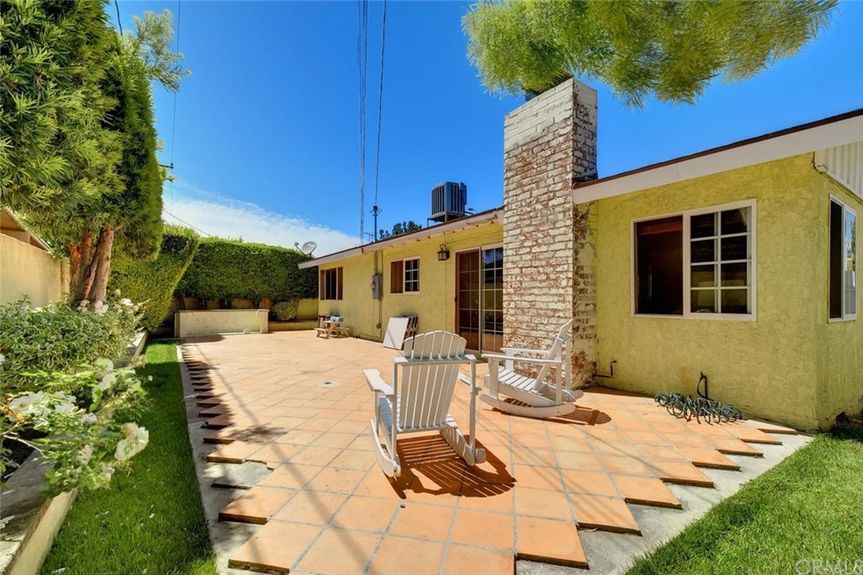 2124 W Huntington Ave2