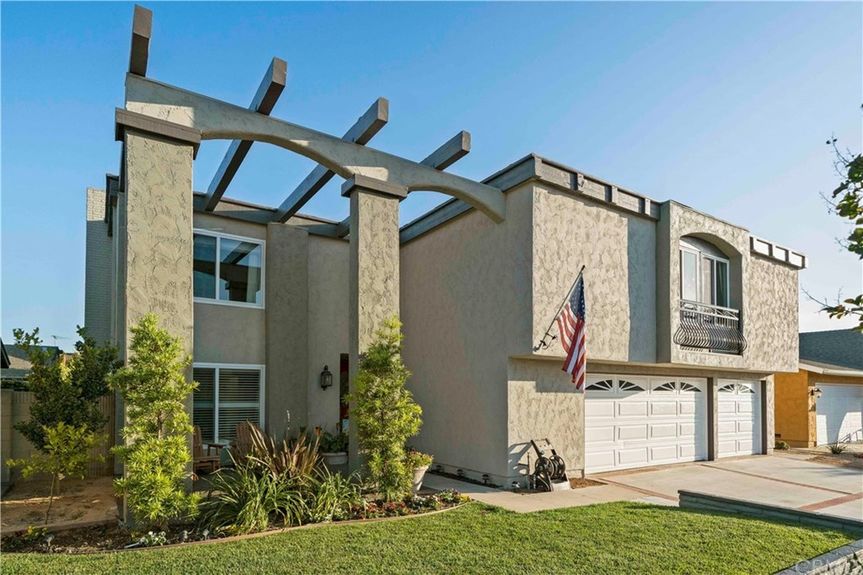 4192 Avenida Madrid1