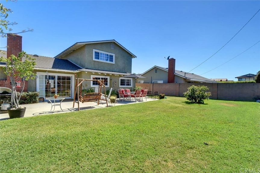 4351 Fontainbleau AVE2