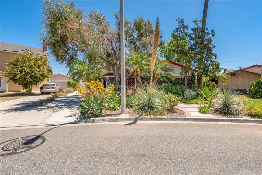 6595 San Haroldo Way1