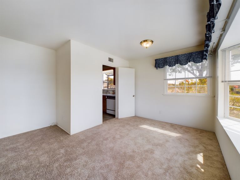 8802 San Fabio Cir Buena Park CA 90620 &#8211; 009 &#8211; Dining Room 1