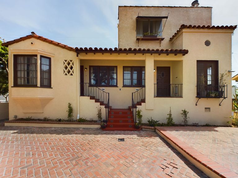 118 Termino Ave Long Beach CA 90803 &#8211; 001 Front 1