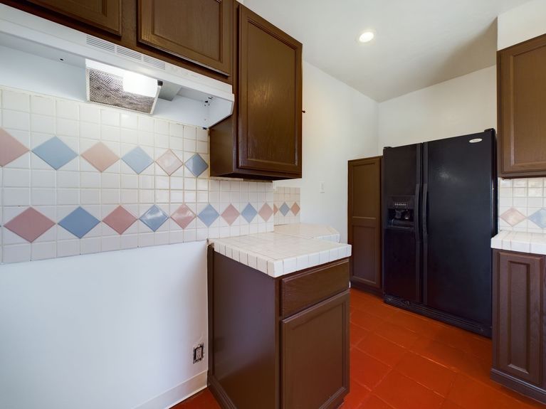 118 Termino Ave Long Beach CA 90803 &#8211; 012 &#8211; Kitchen 2