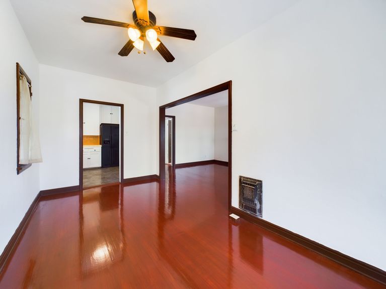 118 Termino Ave Long Beach CA 90803 &#8211; 041 &#8211; Dining Room 1