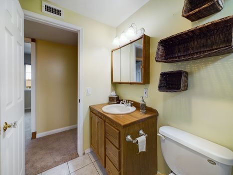5751 Shirl St Cypress CA 90630 &#8211; 034 &#8211; Bathroom 2-2