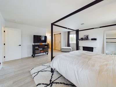 9843 Milton Cir Cypress CA 90630 &#8211; 026 &#8211; Primary Bedroom