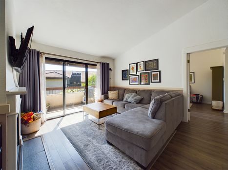 13110 Creek View Drive Garden Grove – 002 – Living Room 3