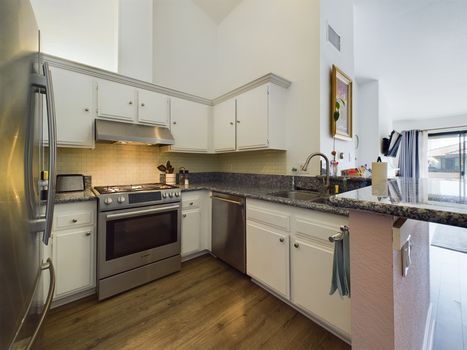 13110 Creek View Drive Garden Grove – 009 – Kitchen 1