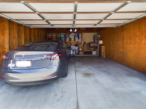 13110 Creek View Drive Garden Grove – 023 – Garage 2