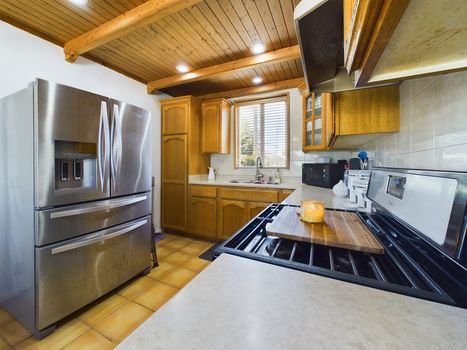 15323 Wilder Ave Norwalk CA 90650 &#8211; 013 &#8211; Kitchen 6