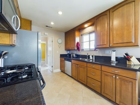 9421 Lime Cir Cypress CA 90630 &#8211; 014 &#8211; Kitchen 3