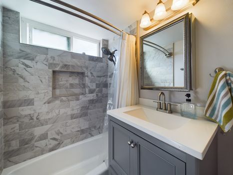 9421 Lime Cir Cypress CA 90630 &#8211; 017 &#8211; Bathroom 1-1