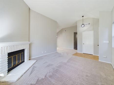 23 Edgestone Irvine CA 92606 &#8211; 006 &#8211; Living Room 6