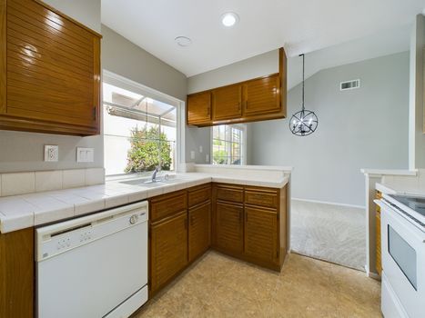 23 Edgestone Irvine CA 92606 &#8211; 017 &#8211; Kitchen 5