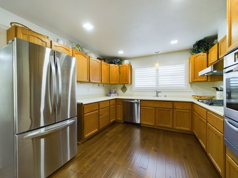 6661 Kiwi Cir Cypress CA 90630 &#8211; 012 &#8211; Kitchen 2