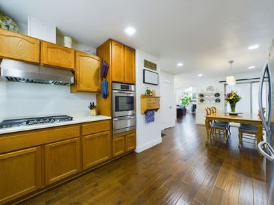 6661 Kiwi Cir Cypress CA 90630 &#8211; 014 &#8211; Kitchen 4