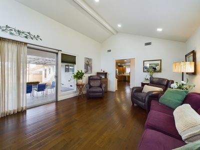 6661 Kiwi Cir Cypress CA 90630 &#8211; 016 &#8211; Living Room 2