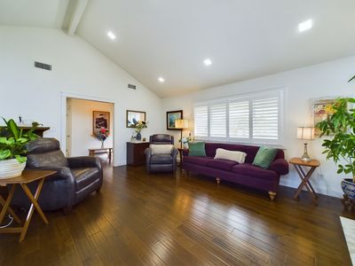 6661 Kiwi Cir Cypress CA 90630 &#8211; 017 &#8211; Living Room 3