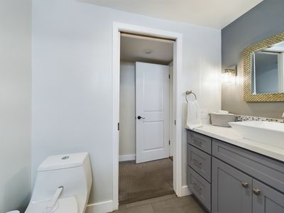 4201 Via Verde Cypress CA 90630 &#8211; 027 &#8211; Master Bathroom 3