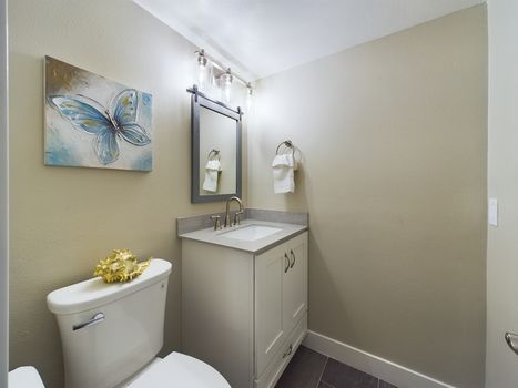 5263 Vista Del Sol Cypress CA 90630 &#8211; 042 &#8211; Bathroom 1