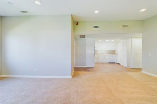13221 El Dorado Seal Beach CA 90740 &#8211; 006 &#8211; Living Room