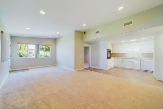 13221 El Dorado Seal Beach CA 90740 &#8211; 007 &#8211; Living Room
