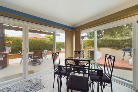 4018 Cheshire Dr Cypress CA 90630 &#8211; 019 Family Room