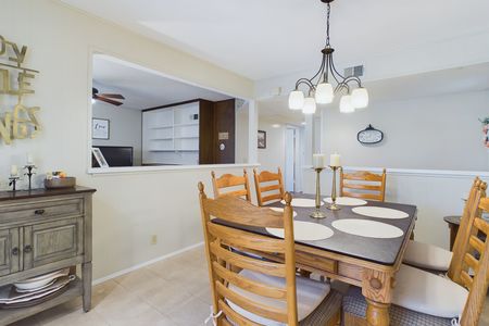 5881 Karen Ave &#8211; 11