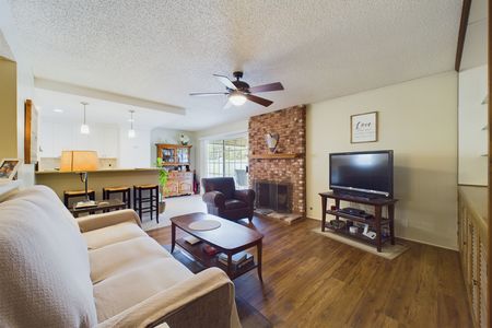 5881 Karen Ave &#8211; 12