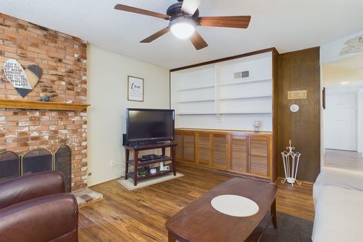 5881 Karen Ave &#8211; 16