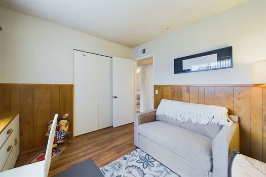 5881 Karen Ave &#8211; 36 Kitchen