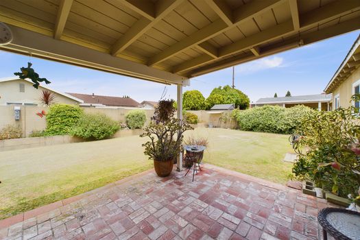 5881 Karen Ave &#8211; 38