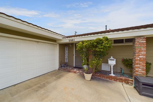 5881 Karen Ave &#8211; 44