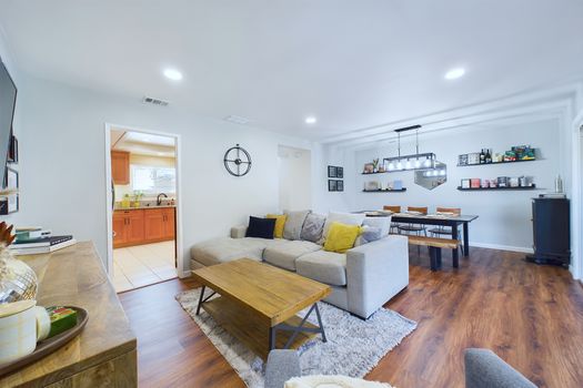 10531 Juniper Way Stanton CA 90680 &#8211; 008 &#8211; Living Room 3