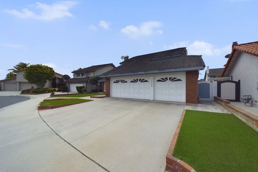4566 Wellington Court Cypress CA 90630 002 Exterior