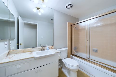 1696 Oahu Pl Costa Mesa CA 92626 &#8211; 025 &#8211; Bathroom 2-1