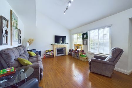 2647 Monte Carlo Santa Ana CA &#8211; 005 &#8211; Living Room 2