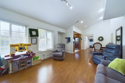 2647 Monte Carlo Santa Ana CA &#8211; 007 &#8211; Living Room 4