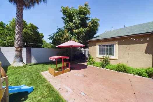 2647 Monte Carlo Santa Ana CA &#8211; 029 &#8211; Patio