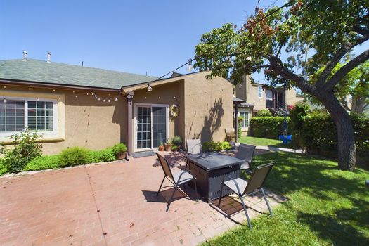 2647 Monte Carlo Santa Ana CA &#8211; 030 &#8211; Patio
