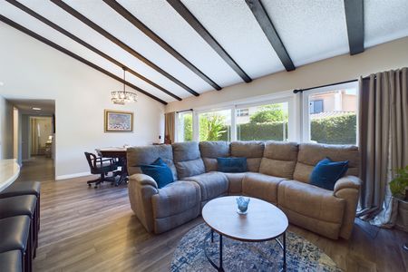 5278 Vista Del Mar Cypress CA &#8211; 022 &#8211; Living Room 2-4